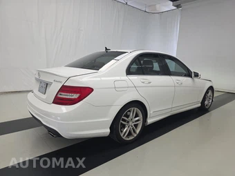 2013 Mercedes-Benz C 300 4MATIC Sedan – miniatura 4