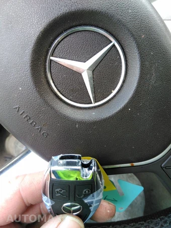2013 Mercedes-Benz C-Class Sedan C 250 – miniatura 13