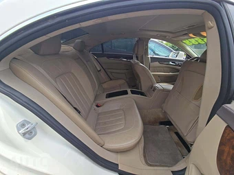 2013 Mercedes-Benz CLS 550 4MATIC – miniatura 16
