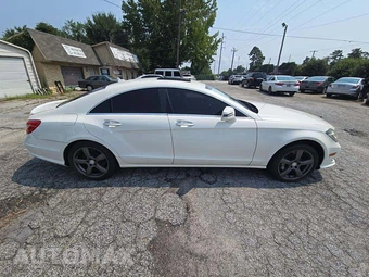 2013 Mercedes-Benz CLS 550 4MATIC – miniatura 4