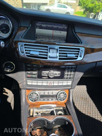 2013 Mercedes-Benz CLS 550 4MATIC – miniatura 10