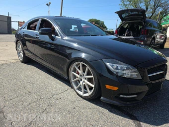 2013 Mercedes-Benz CLS 550 4MATIC – miniatura 4