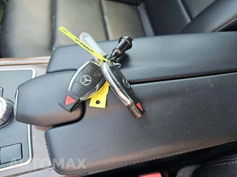2013 Mercedes-Benz E 350 4MATIC Sedan – miniatura 8