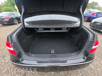 2013 Mercedes-Benz E 350 4MATIC Sedan – miniatura 14