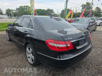 2013 Mercedes-Benz E 350 4MATIC Sedan – miniatura 2