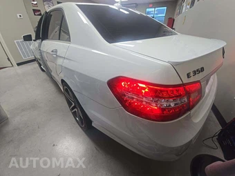2013 Mercedes-Benz E 350 4MATIC Sedan – miniatura 2