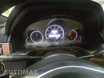 2013 Mercedes-Benz E 350 4MATIC Sedan – miniatura 9