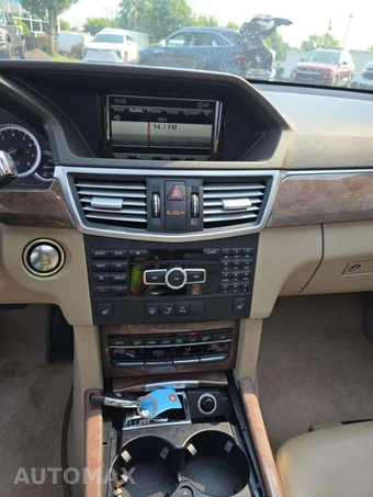 2013 Mercedes-Benz E 350 4MATIC Sedan – miniatura 10