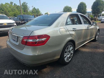 2013 Mercedes-Benz E 350 4MATIC Sedan – miniatura 3
