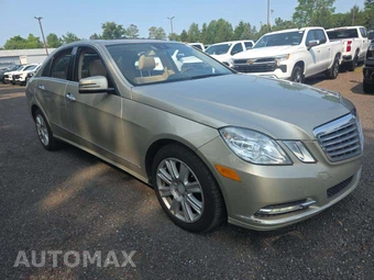 2013 Mercedes-Benz E 350 4MATIC Sedan – miniatura 4