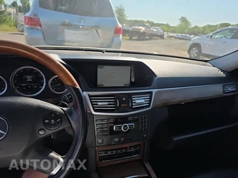 2013 Mercedes-Benz E 350 4MATIC Sedan – miniatura 14