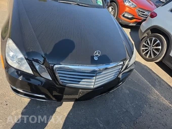 2013 Mercedes-Benz E 350 4MATIC Sedan – miniatura 2