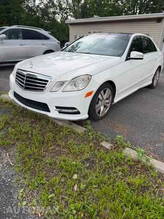 2013 Mercedes-Benz E 350 4MATIC Sedan — car from the USA, Manheim Buy-Now listing at AUTOMAX