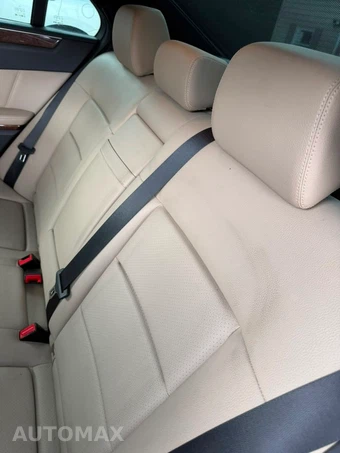 2013 Mercedes-Benz E 350 4MATIC Sedan – miniatura 10