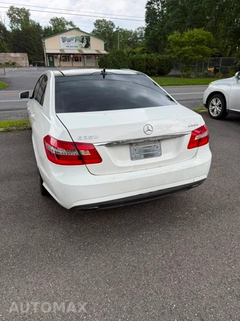 2013 Mercedes-Benz E 350 4MATIC Sedan – miniatura 33