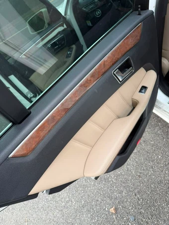 2013 Mercedes-Benz E 350 4MATIC Sedan – miniatura 6