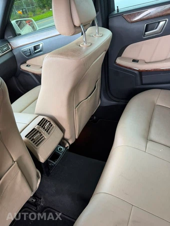 2013 Mercedes-Benz E 350 4MATIC Sedan – miniatura 8
