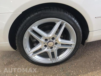2013 Mercedes-Benz E 350 Coupe – miniatura 17