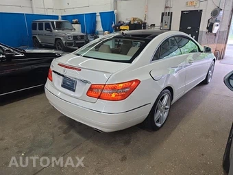 2013 Mercedes-Benz E 350 Coupe – miniatura 4