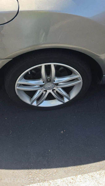 2013 Mercedes-Benz E 350 Coupe - miniatura 35