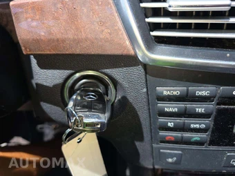 2013 Mercedes-Benz E 350 Sedan - miniatura 8