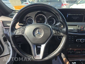 2013 Mercedes-Benz E 350 Sedan - miniatura 10