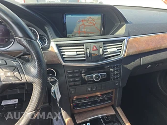 2013 Mercedes-Benz E 350 Sedan - miniatura 11