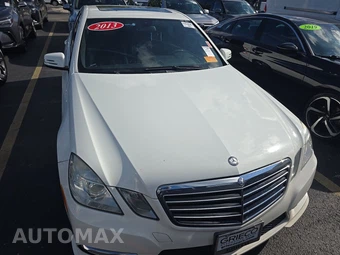 2013 Mercedes-Benz E 350 Sedan - miniatura 2