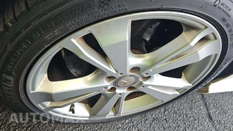 2013 Mercedes-Benz E 350 Sedan - miniatura 27