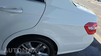 2013 Mercedes-Benz E 350 Sedan - miniatura 32