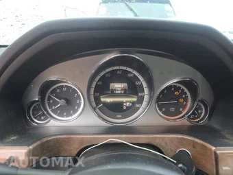 2013 Mercedes-Benz E 350 Sedan - miniatura 12