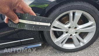 2013 Mercedes-Benz E 350 Sedan - miniatura 19