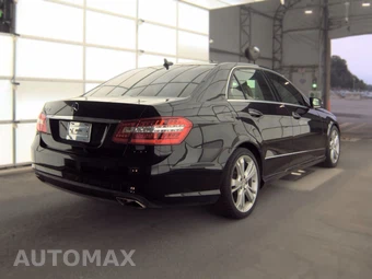 2013 Mercedes-Benz E 350 Sedan - miniatura 4