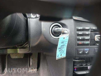2013 Mercedes-Benz E 550 4MATIC Sedan – miniatura 8