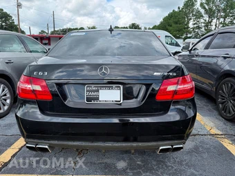 2013 Mercedes-Benz E 63 AMG Sedan - miniatura 3