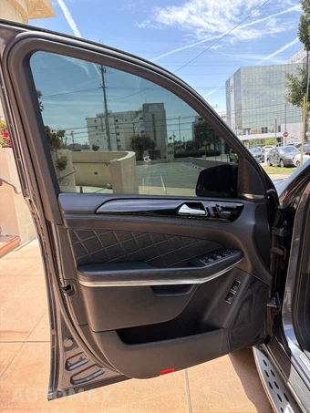 2013 Mercedes-Benz GL 550 4MATIC – miniatura 35