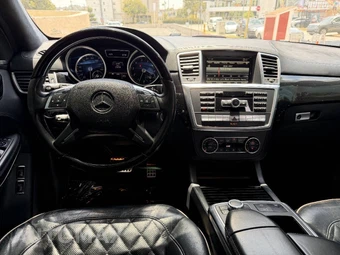 2013 Mercedes-Benz GL 550 4MATIC – miniatura 9