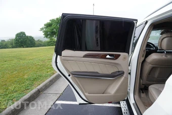 2013 Mercedes-Benz GL-Class GL 550 4MATIC - miniatura 19