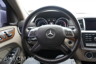 2013 Mercedes-Benz GL-Class GL 550 4MATIC - miniatura 32