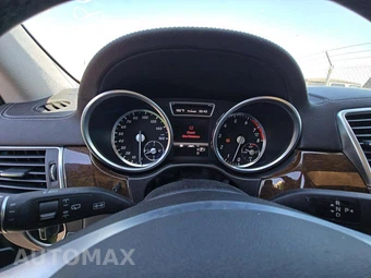 2013 Mercedes-Benz ML 350 - miniatura 9