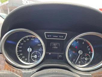 2013 Mercedes-Benz ML 350 - miniatura 6