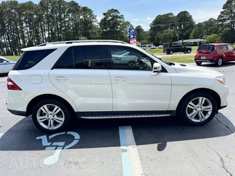 2013 Mercedes-Benz ML 350 - miniatura 16