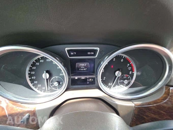 2013 Mercedes-Benz ML 350 – miniatura 6