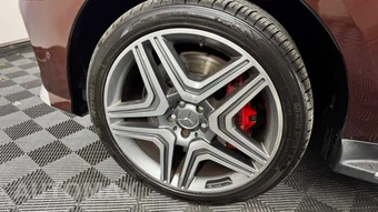 2013 Mercedes-Benz ML 63 AMG - miniatura 11