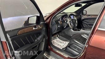 2013 Mercedes-Benz ML 63 AMG - miniatura 12