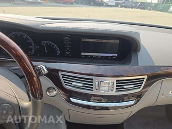 2013 Mercedes-Benz S 550 - miniatura 7