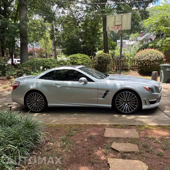 2013 Mercedes-Benz SL 63 AMG - miniatura 2