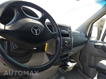 2013 Mercedes-Benz Sprinter 2500 Cargo Van Standard Roof 144.3" WB – miniatura 11