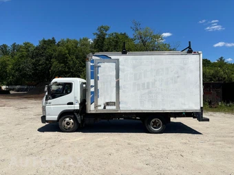 2013 Mitsubishi Commercial Chassis - miniatura 2