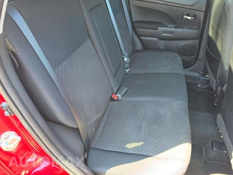 2013 Mitsubishi Outlander Sport SE – miniatura 16